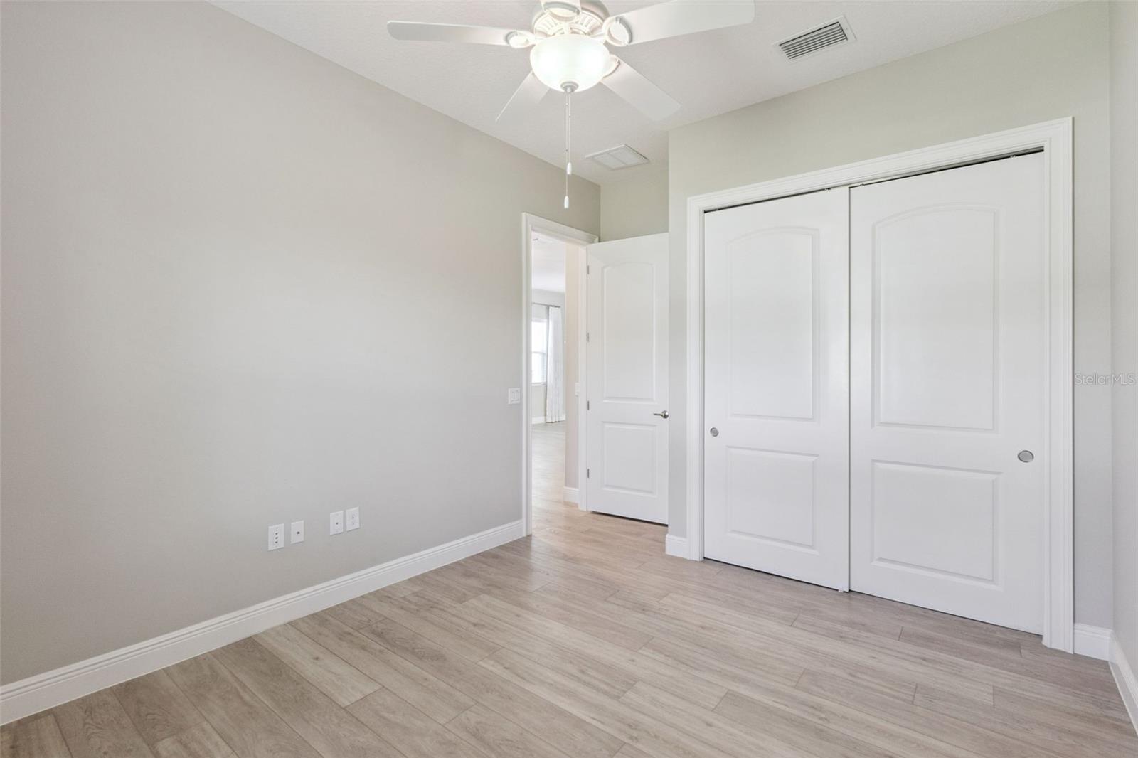 5132 GREENS DR, LADY LAKE, FL, 32159