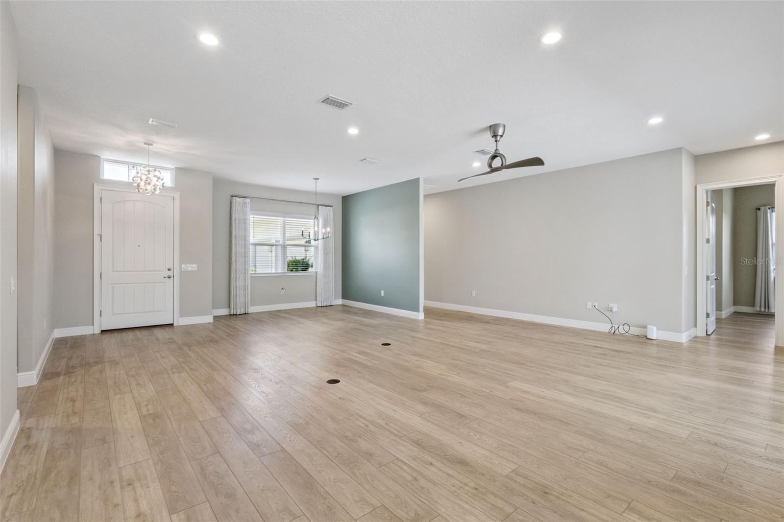 5132 GREENS DR, LADY LAKE, FL, 32159