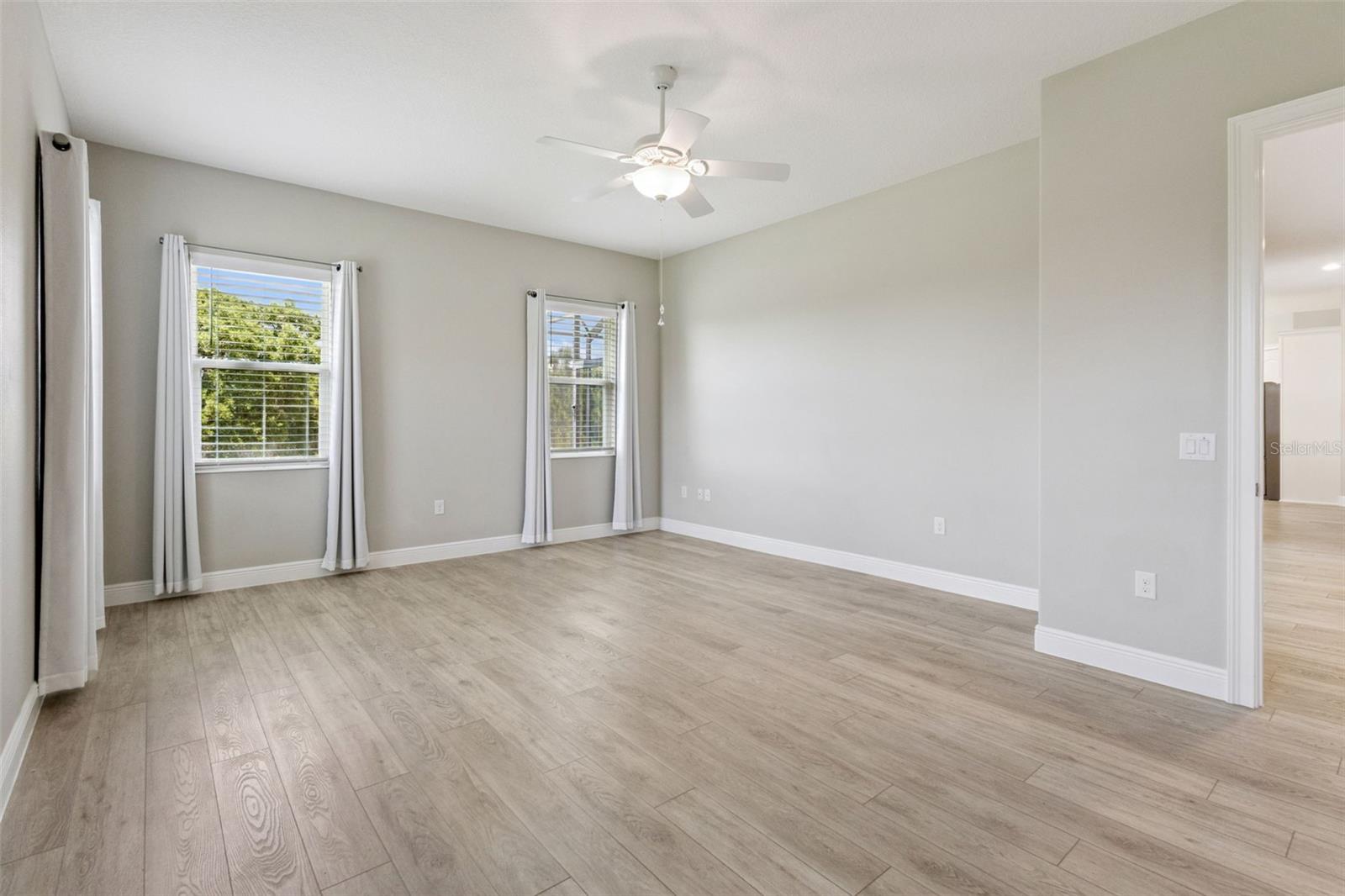 5132 GREENS DR, LADY LAKE, FL, 32159