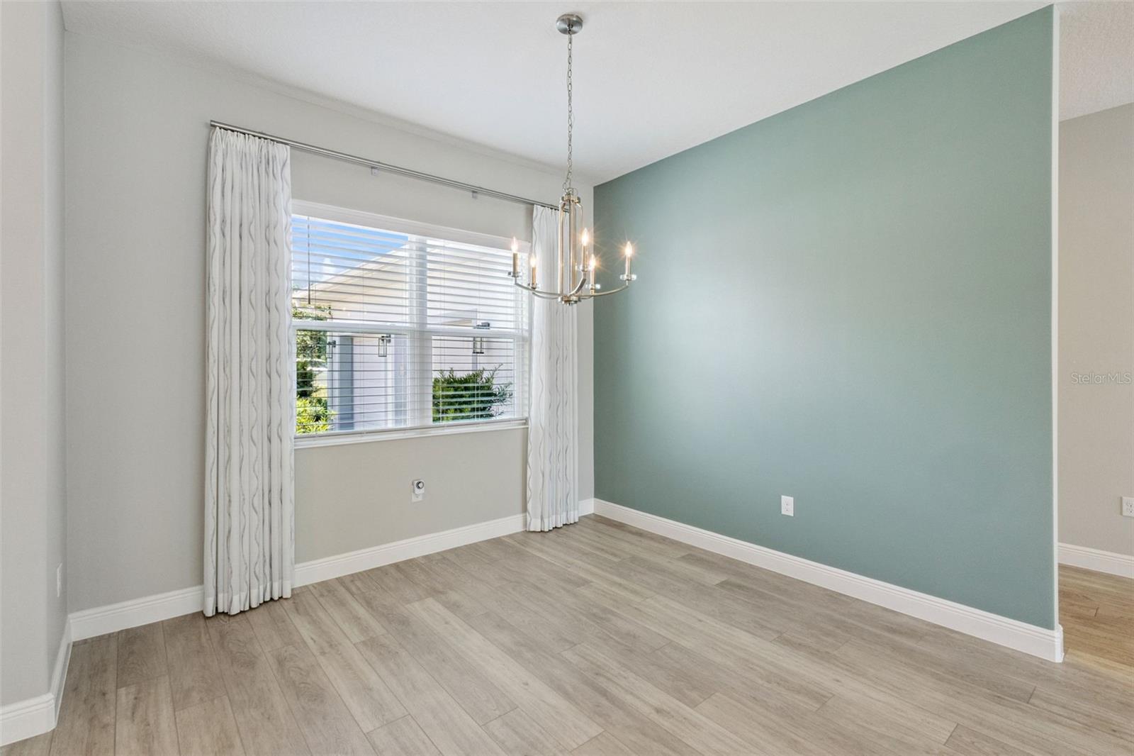 5132 GREENS DR, LADY LAKE, FL, 32159