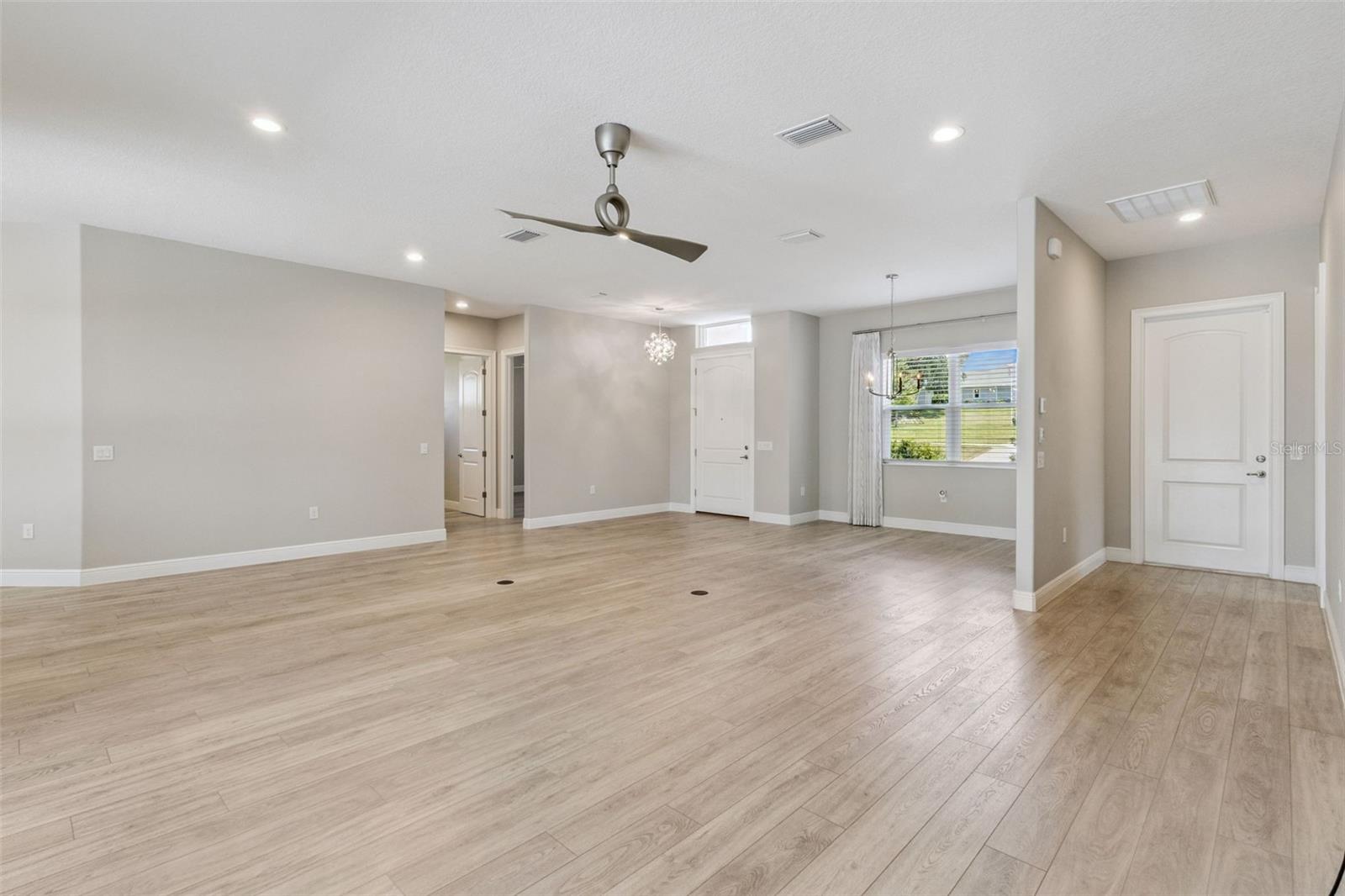 5132 GREENS DR, LADY LAKE, FL, 32159