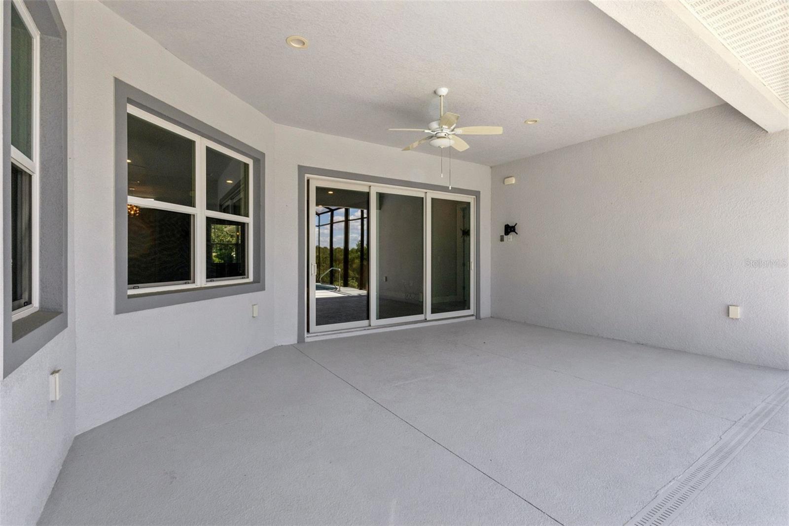 5132 GREENS DR, LADY LAKE, FL, 32159