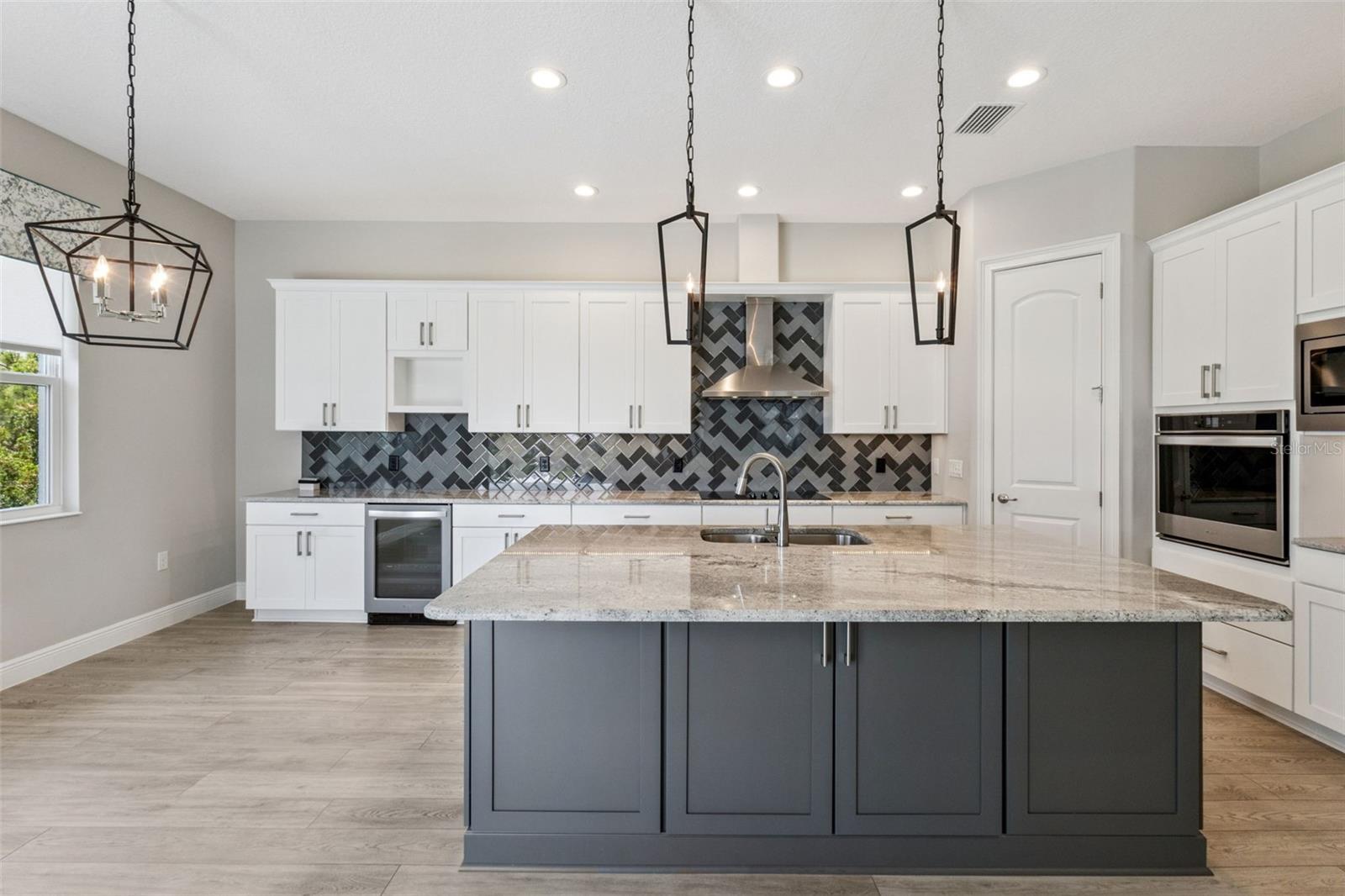 5132 GREENS DR, LADY LAKE, FL, 32159