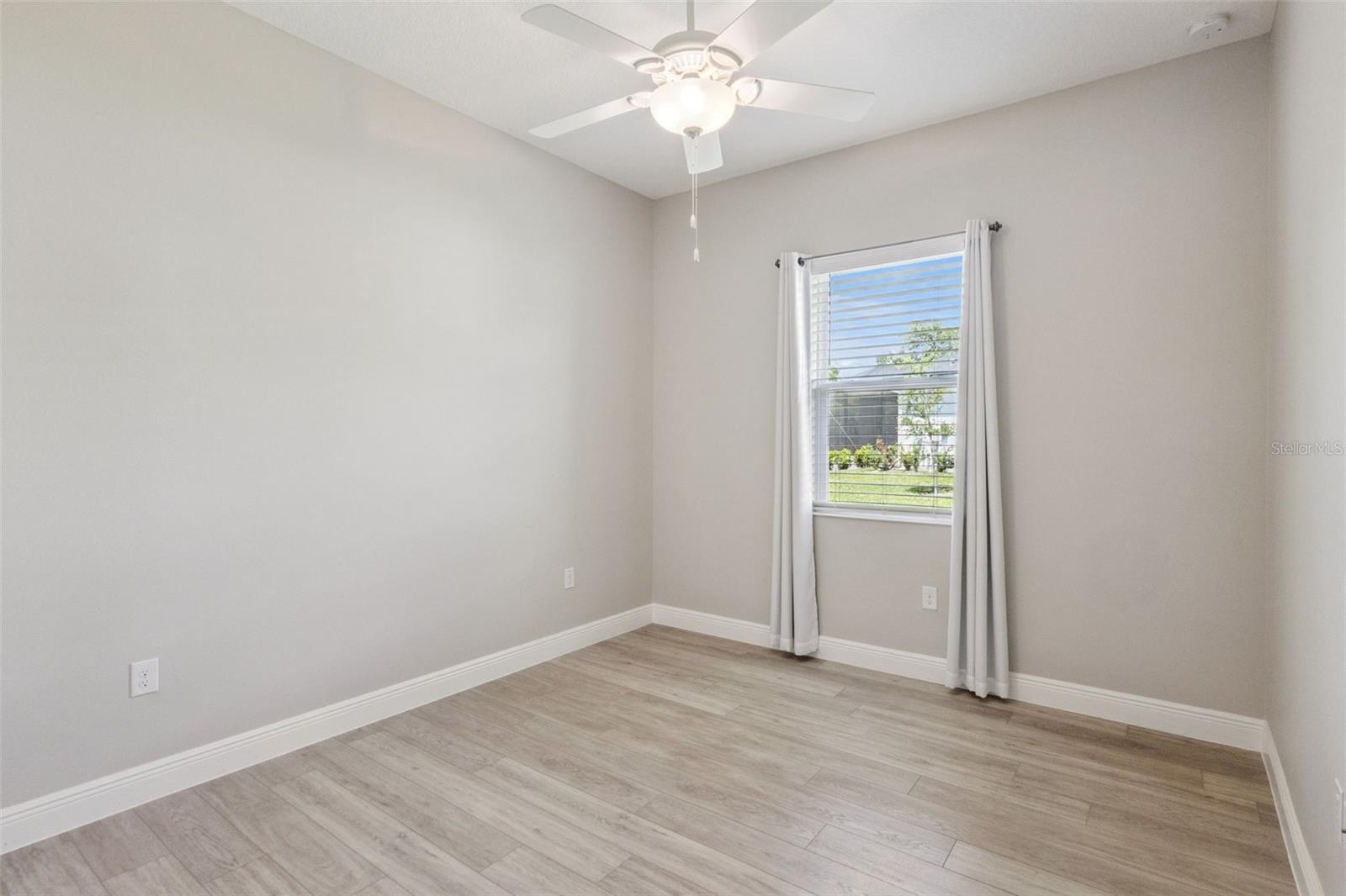 5132 GREENS DR, LADY LAKE, FL, 32159