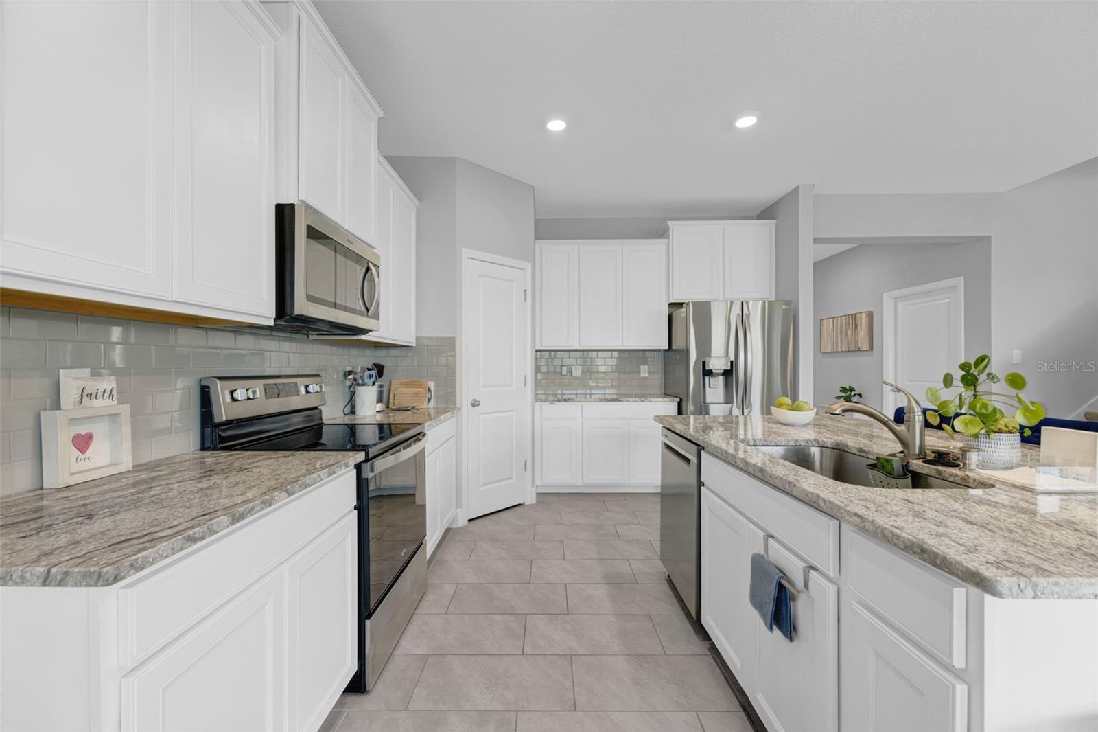 116 BRIGHT IBIS AVE, APOLLO BEACH, FL, 33572