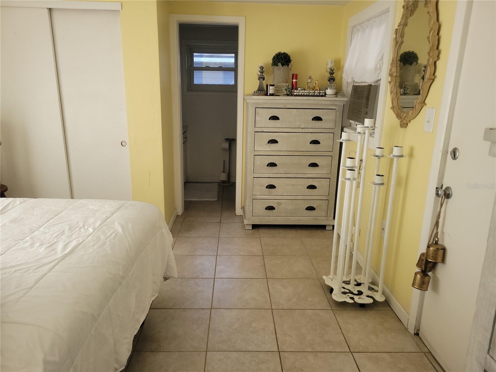 4323 NW 12TH TER, GAINESVILLE, FL, 32609