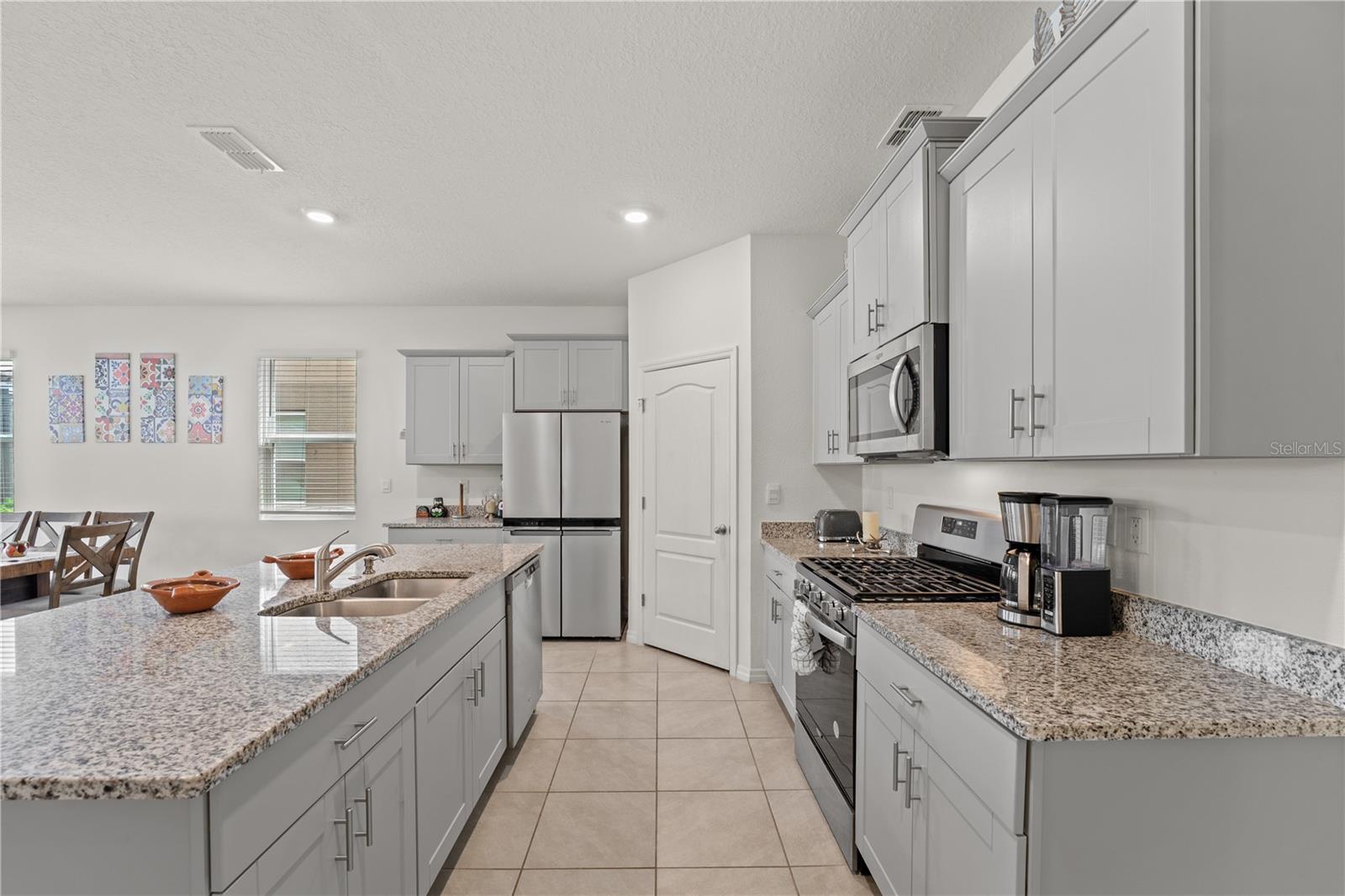 7630 OAKMOSS LOOP, DAVENPORT, FL, 33837