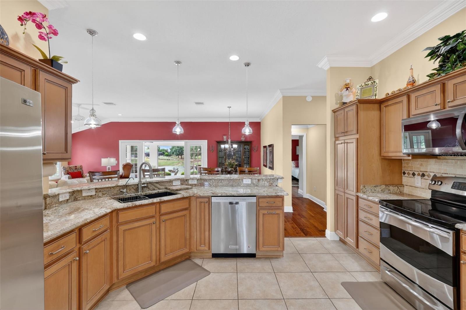 2192 HAMES LN, THE VILLAGES, FL, 32162