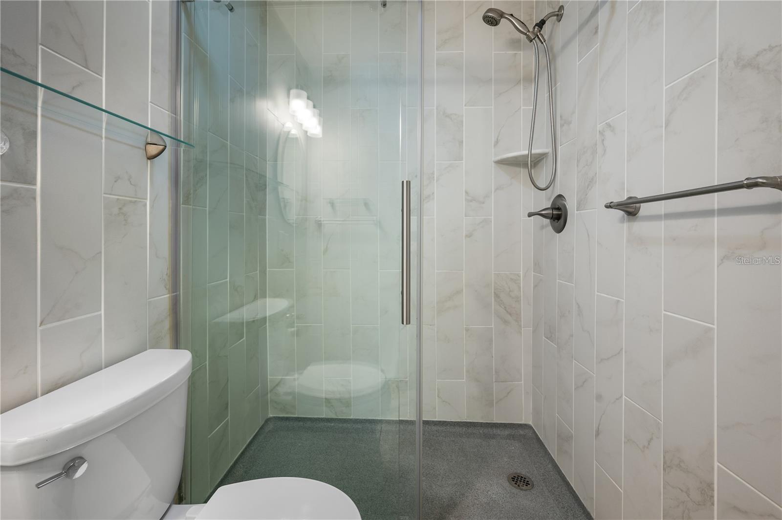 1739 SIESTA DR, SARASOTA, FL, 34239