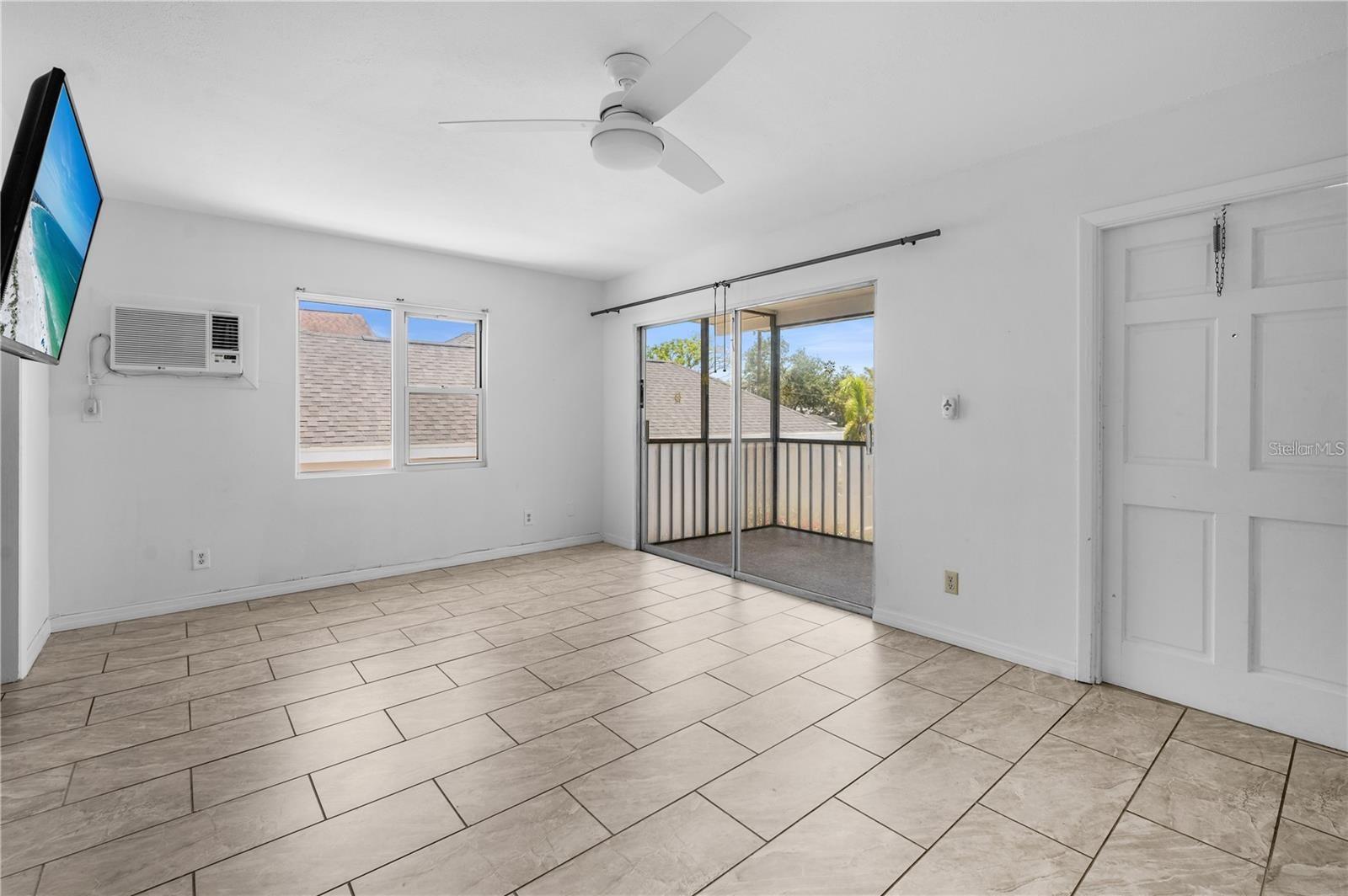 1739 SIESTA DR, SARASOTA, FL, 34239