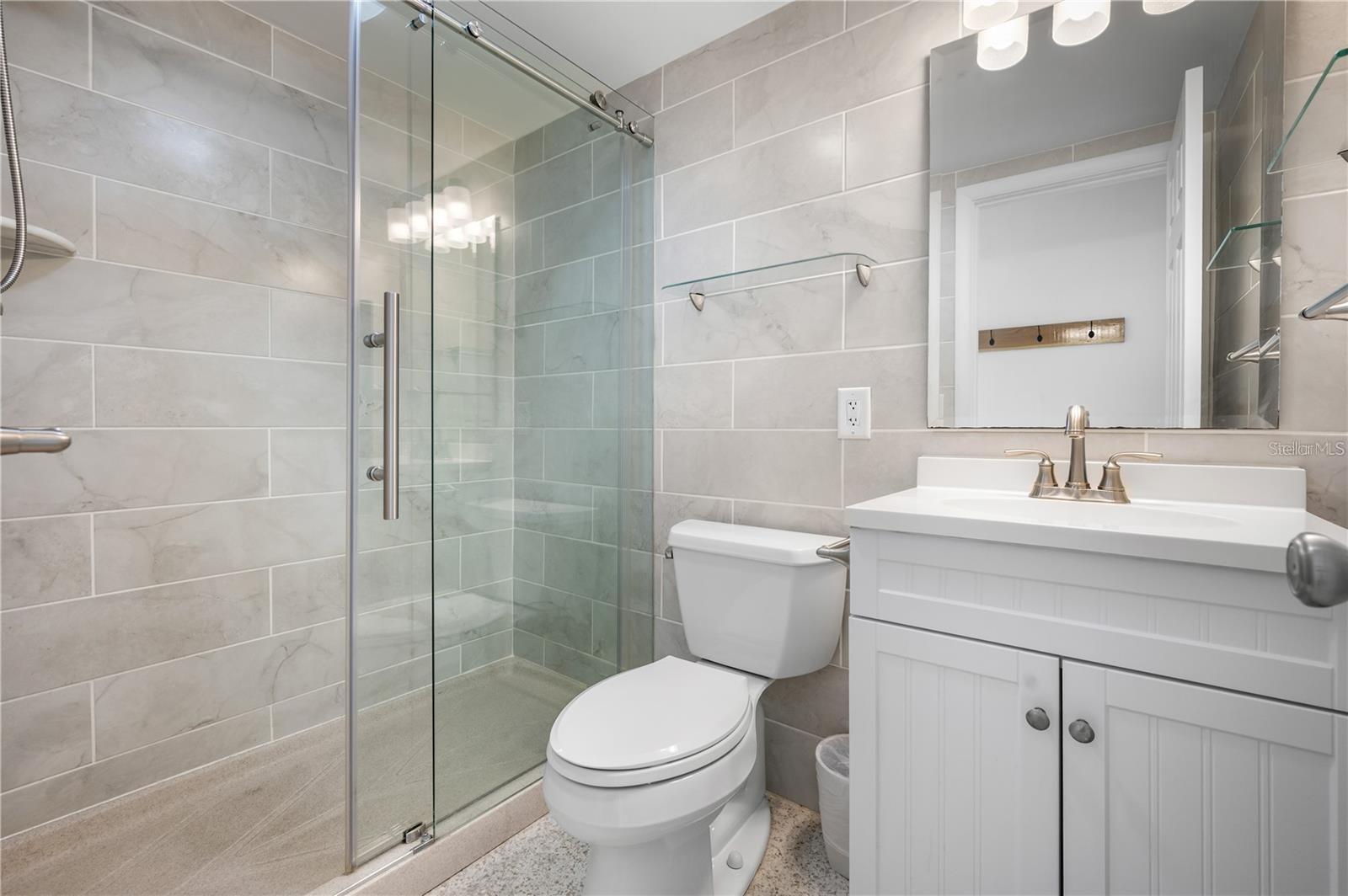 1739 SIESTA DR, SARASOTA, FL, 34239