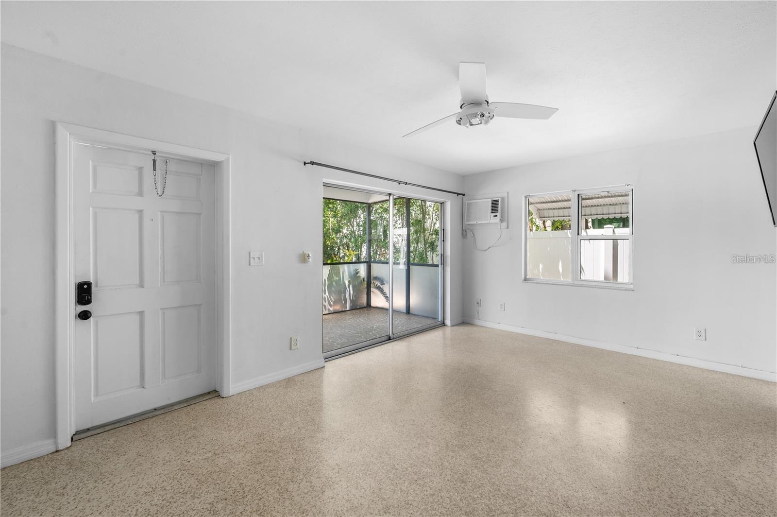 1739 SIESTA DR, SARASOTA, FL, 34239