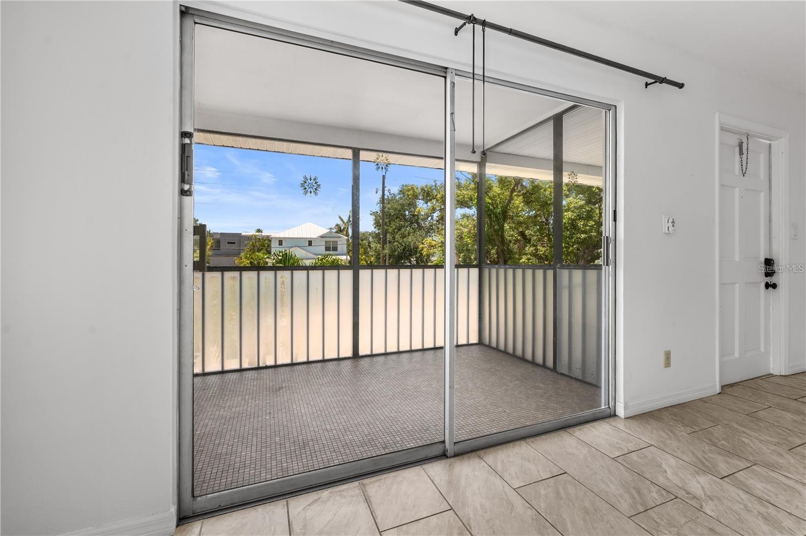 1739 SIESTA DR, SARASOTA, FL, 34239