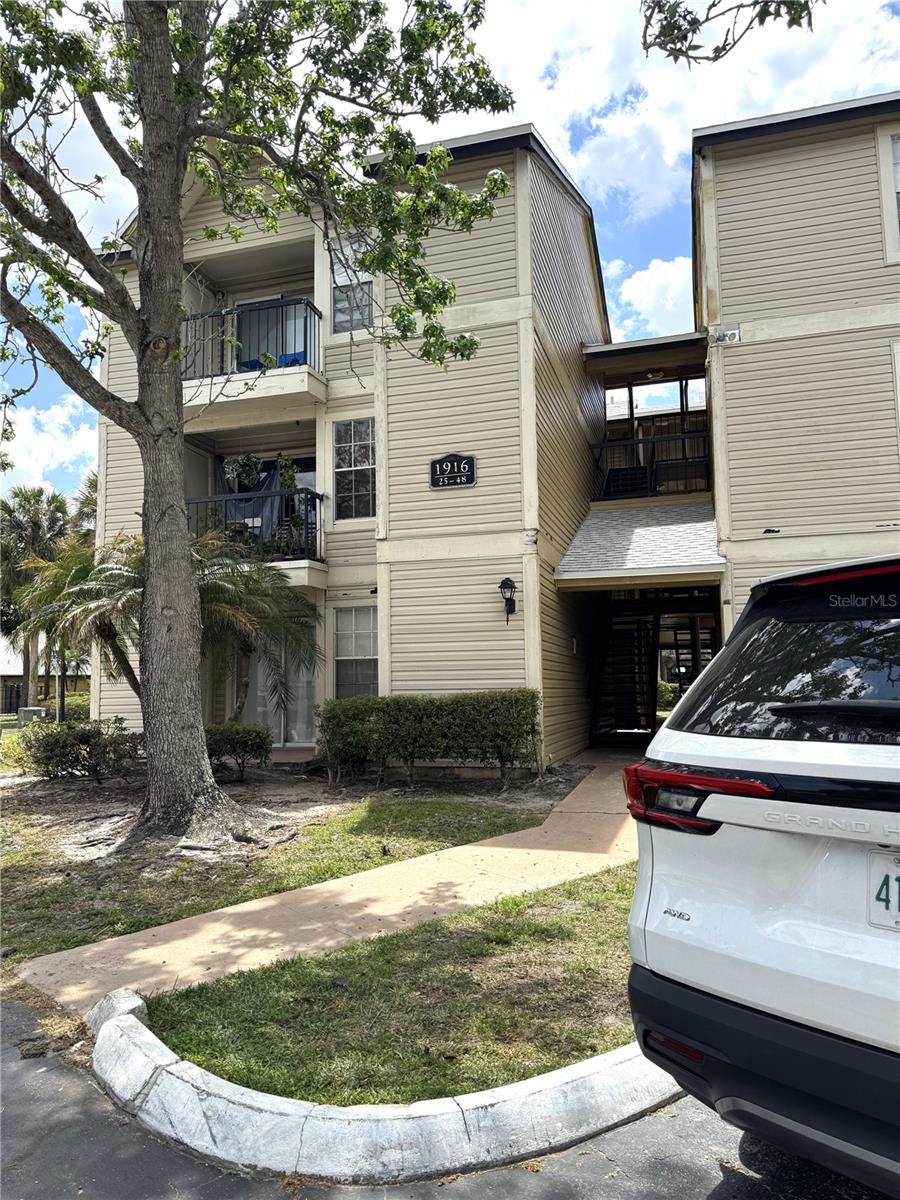 1916 LAKE ATRIUMS CIR #32, ORLANDO, FL, 32839