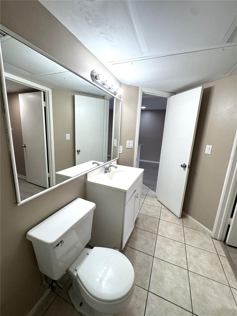 1916 LAKE ATRIUMS CIR #32, ORLANDO, FL, 32839