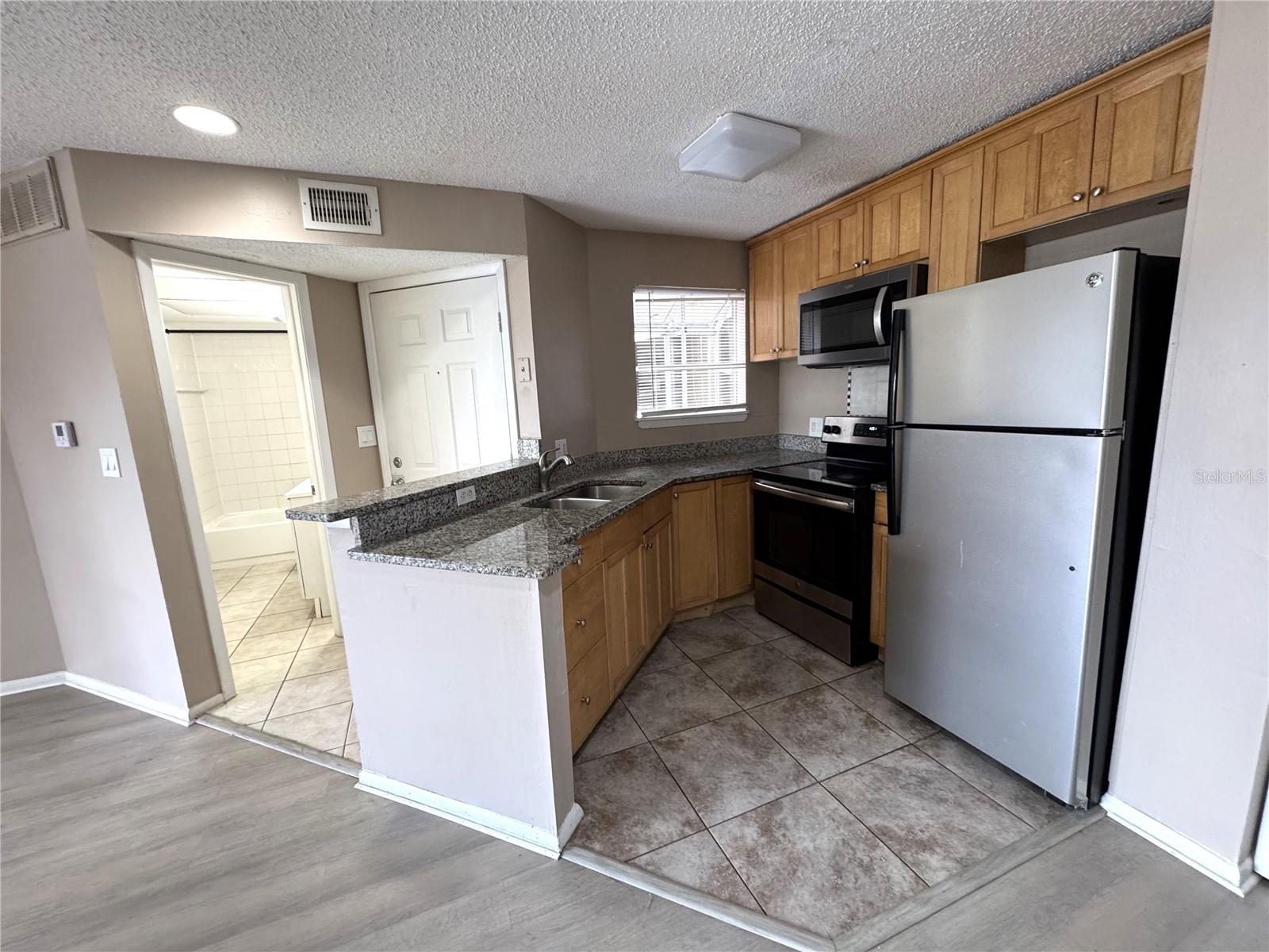 1916 LAKE ATRIUMS CIR #32, ORLANDO, FL, 32839