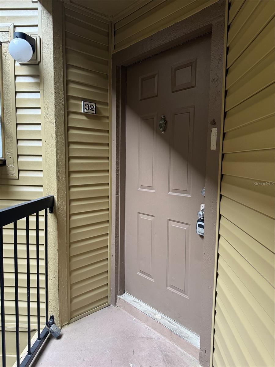 1916 LAKE ATRIUMS CIR #32, ORLANDO, FL, 32839