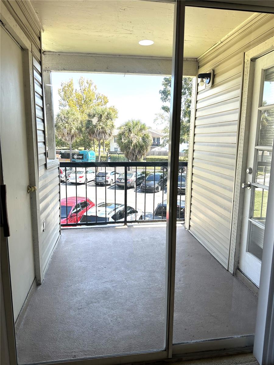 1916 LAKE ATRIUMS CIR #32, ORLANDO, FL, 32839