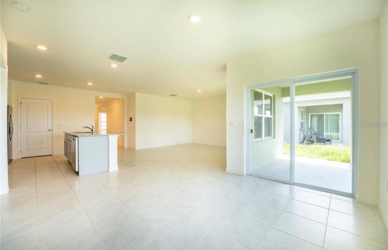 1274 RED HILL RD, DAVENPORT, FL, 33837