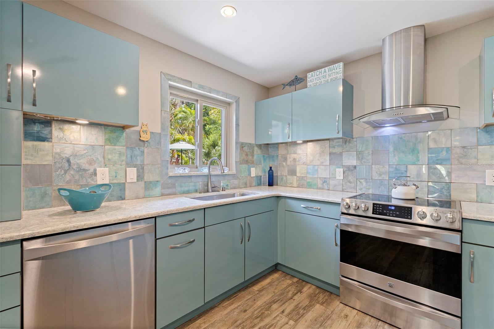 6848 16TH WAY S, ST PETERSBURG, FL, 33712
