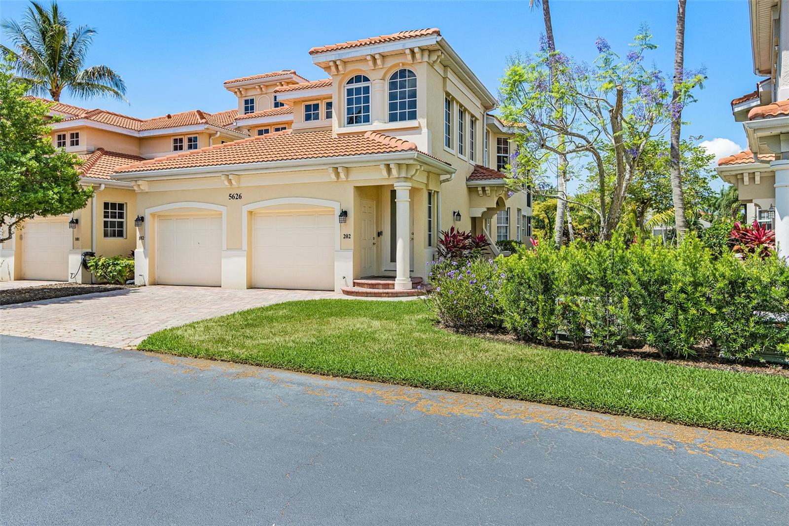 5626 CAPE HARBOUR DR #202, CAPE CORAL, FL, 33914
