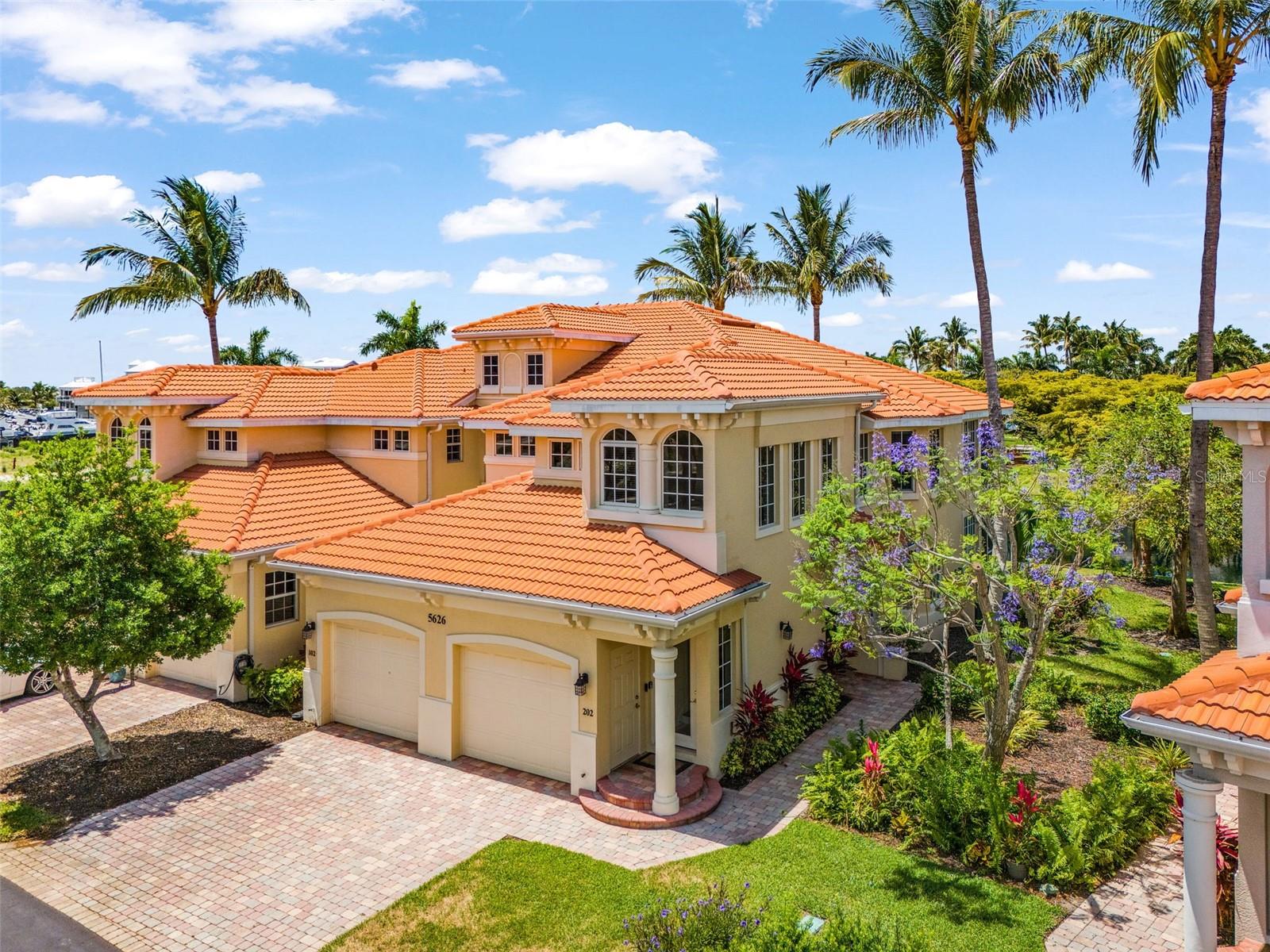 5626 CAPE HARBOUR DR #202, CAPE CORAL, FL, 33914