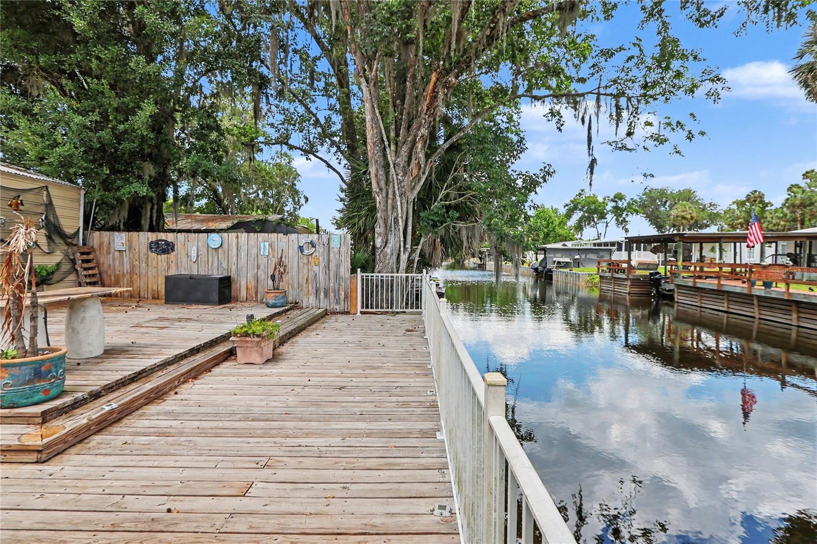 56348 MAPLE RD, ASTOR, FL, 32102