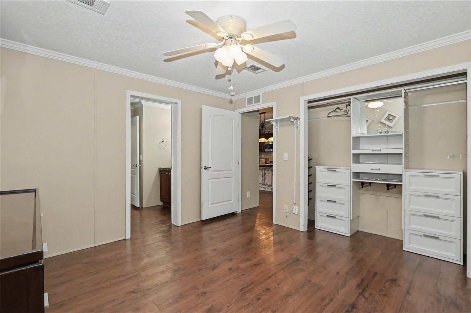 56348 MAPLE RD, ASTOR, FL, 32102