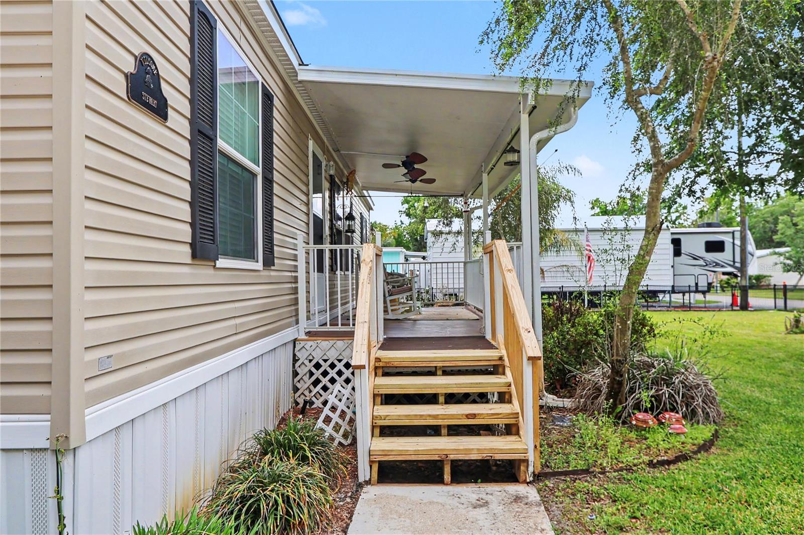 56348 MAPLE RD, ASTOR, FL, 32102