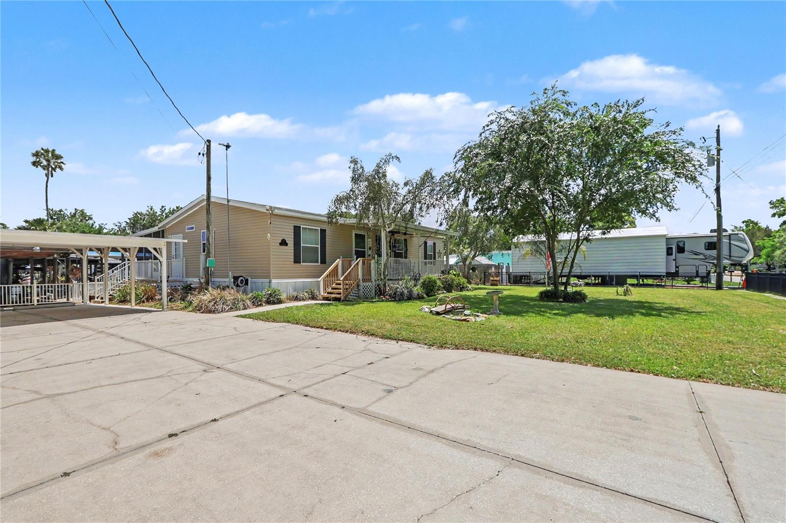 56348 MAPLE RD, ASTOR, FL, 32102