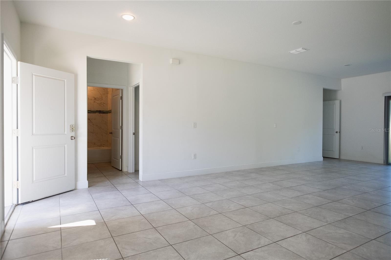 422 MARION OAKS COURSE, OCALA, FL, 34473