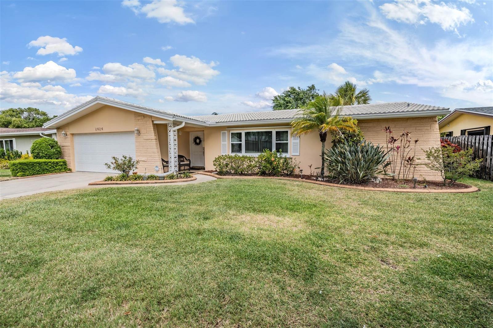 2424 FAIRBANKS DR, CLEARWATER, FL, 33764