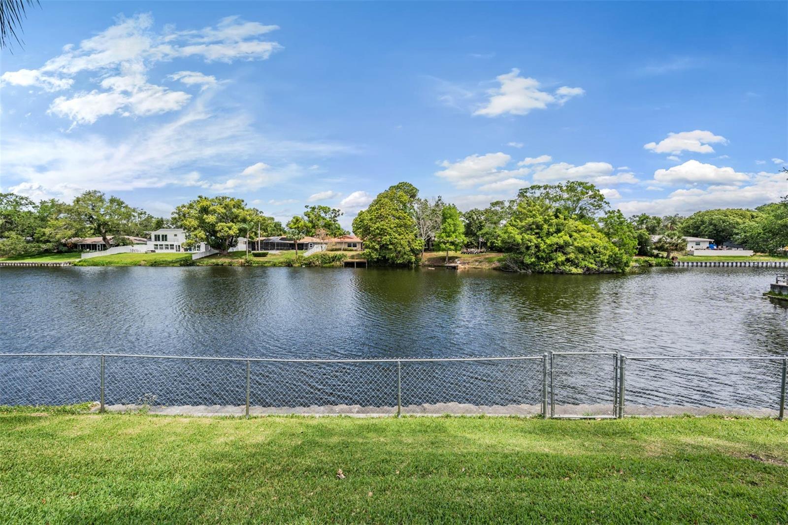 2424 FAIRBANKS DR, CLEARWATER, FL, 33764