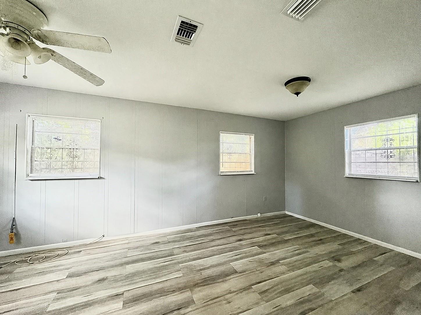 1003 E 22ND AVE, TAMPA, FL, 33605