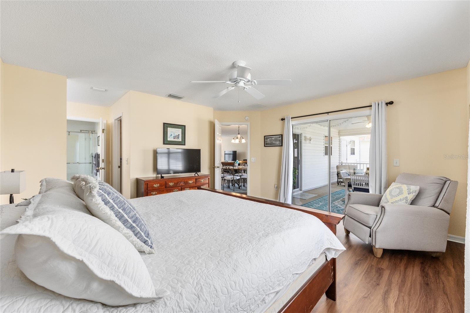 1021 GOLDEN GROVE DR, THE VILLAGES, FL, 32162