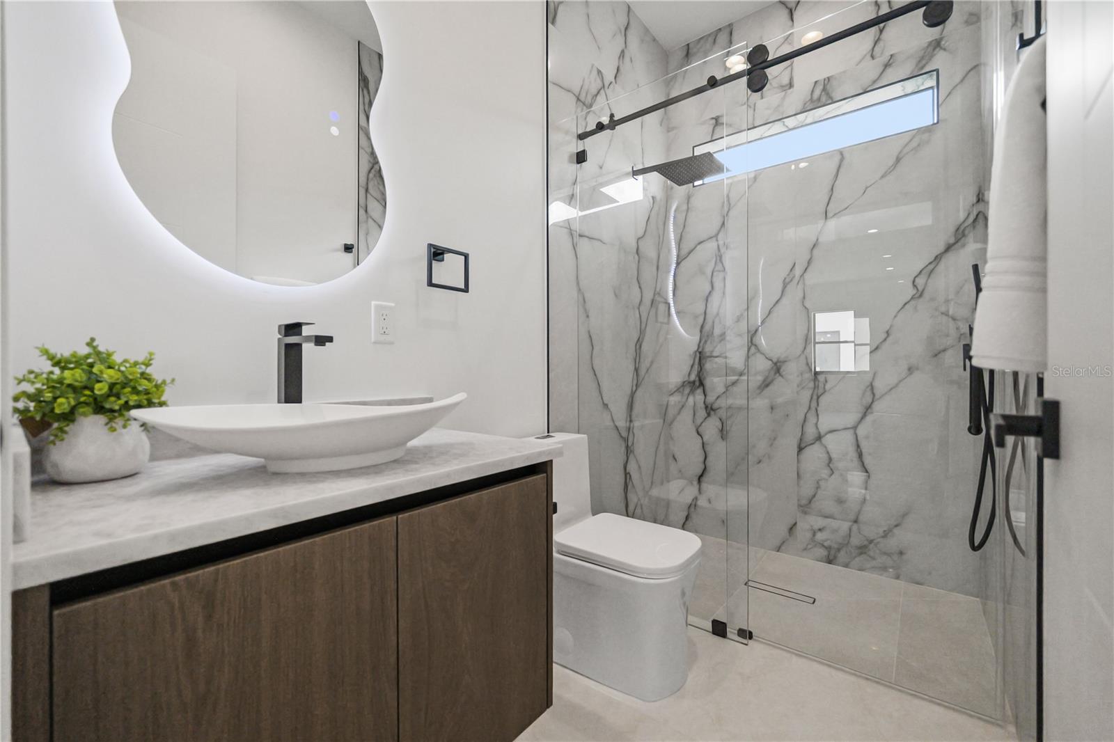 2308 N ELCOE DR, TAMPA, FL, 33603