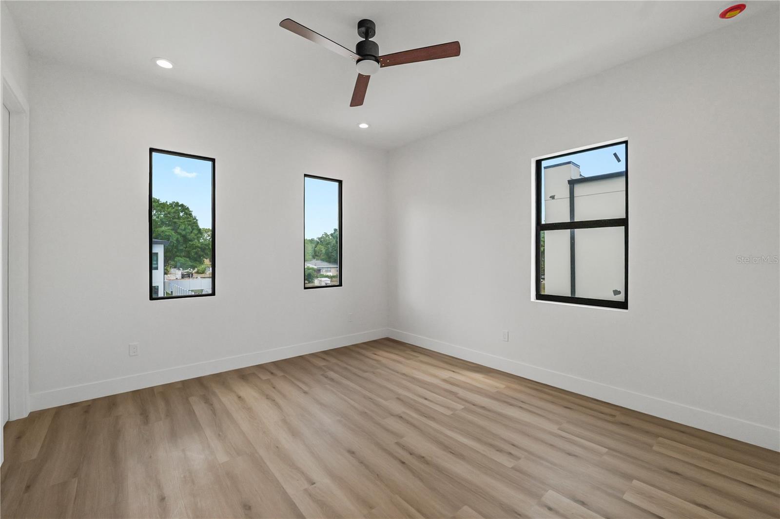 2308 N ELCOE DR, TAMPA, FL, 33603