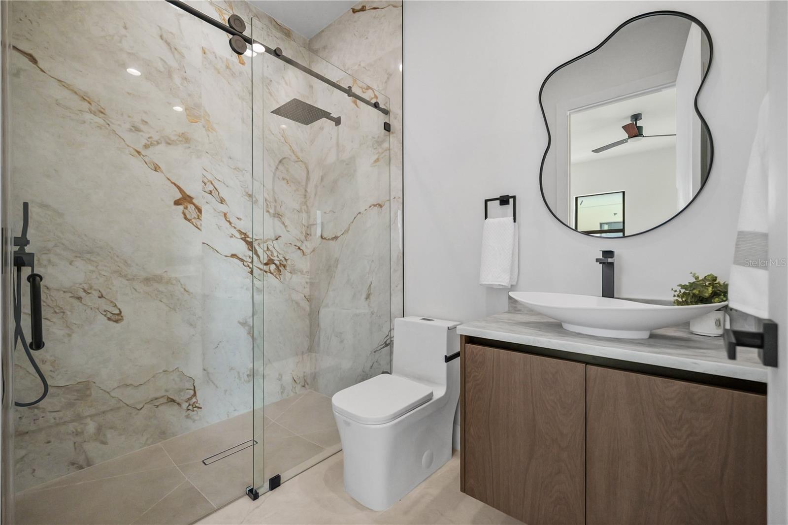 2308 N ELCOE DR, TAMPA, FL, 33603