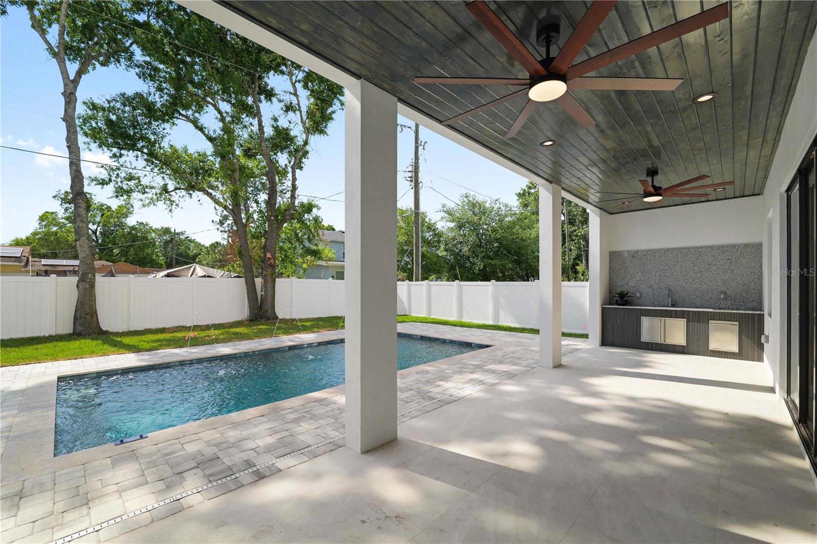 2308 N ELCOE DR, TAMPA, FL, 33603