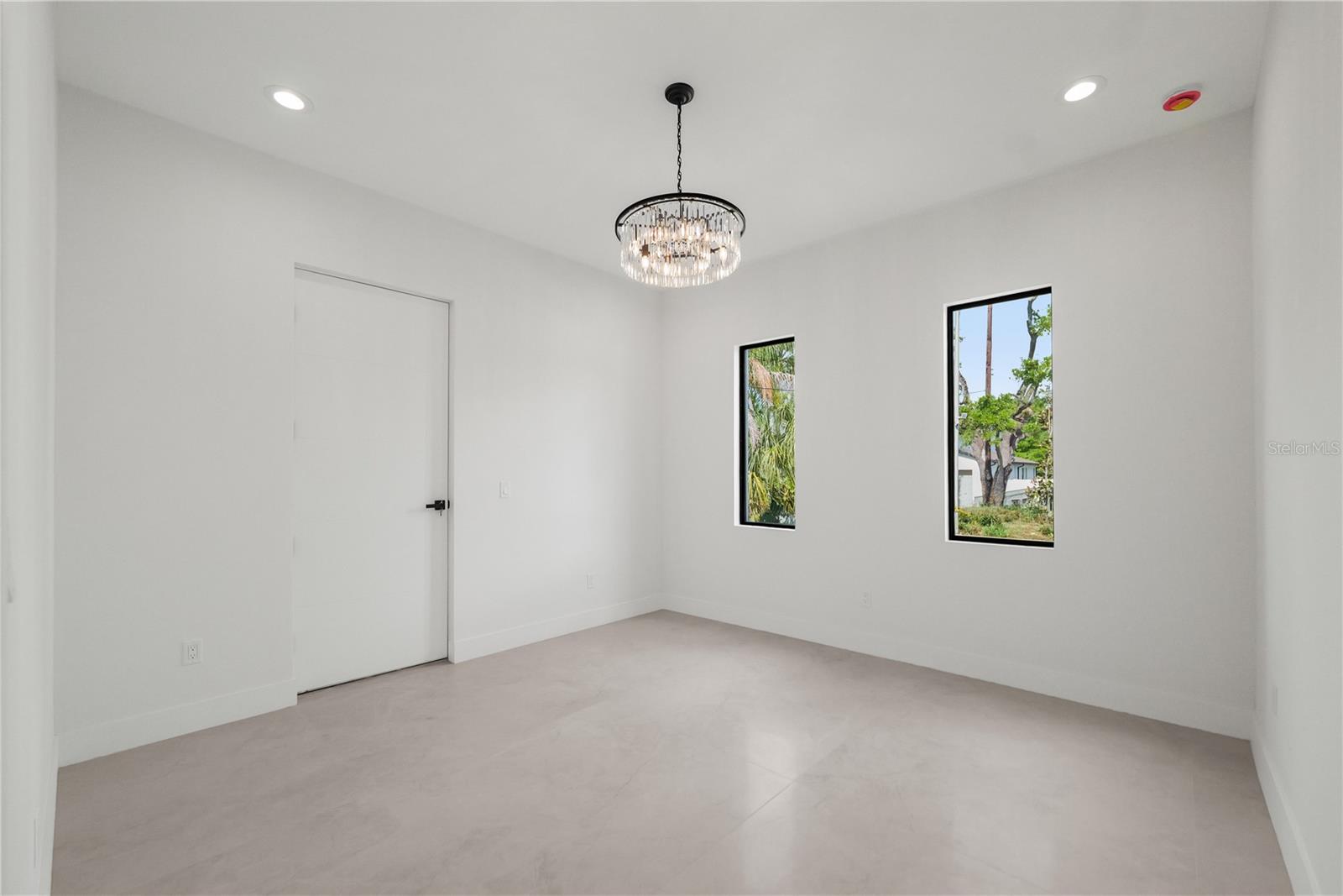 2308 N ELCOE DR, TAMPA, FL, 33603