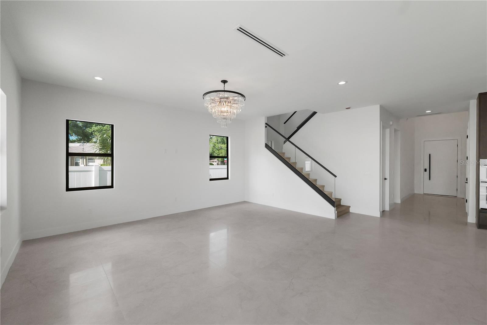 2308 N ELCOE DR, TAMPA, FL, 33603