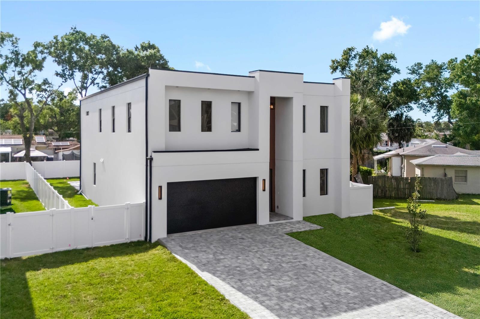 2308 N ELCOE DR, TAMPA, FL, 33603