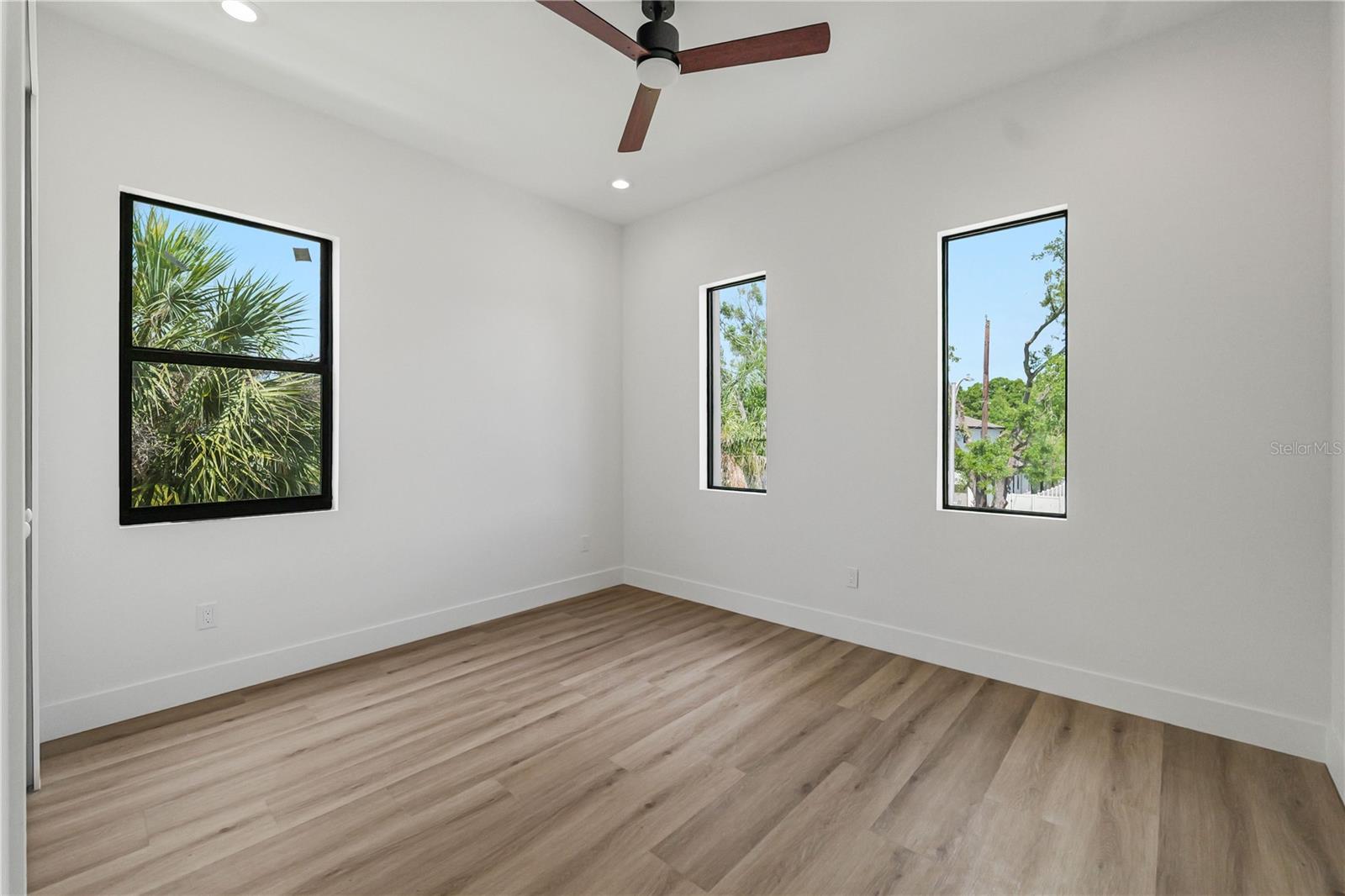 2308 N ELCOE DR, TAMPA, FL, 33603