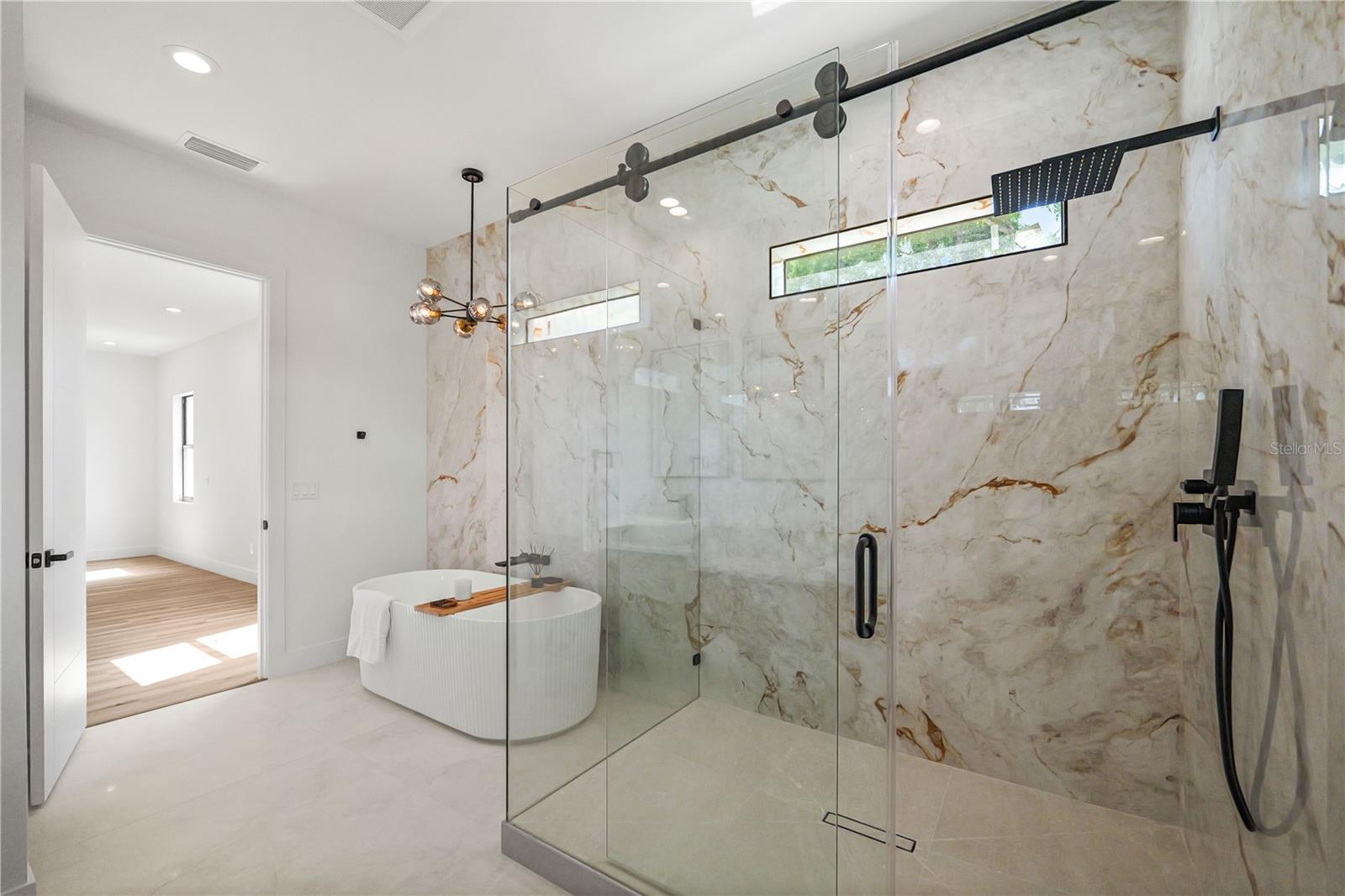 2308 N ELCOE DR, TAMPA, FL, 33603