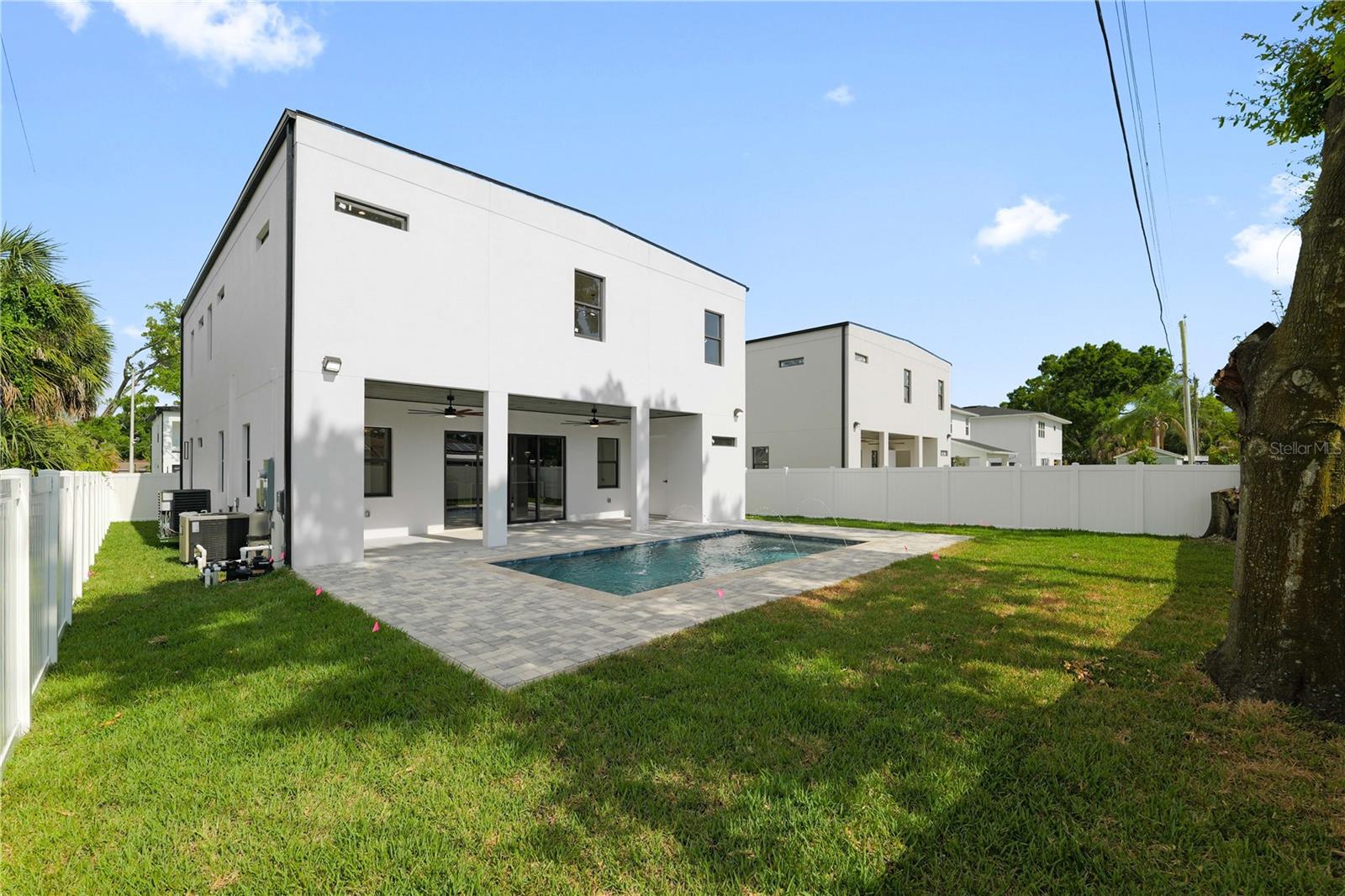 2308 N ELCOE DR, TAMPA, FL, 33603