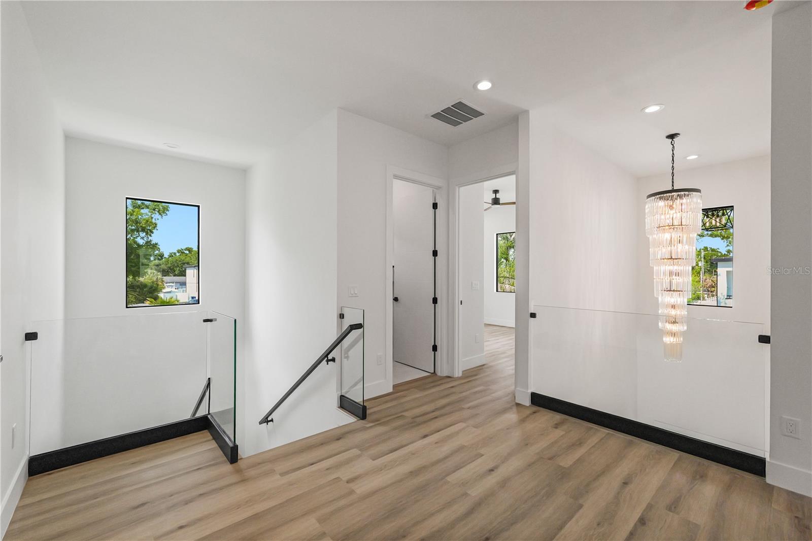 2308 N ELCOE DR, TAMPA, FL, 33603