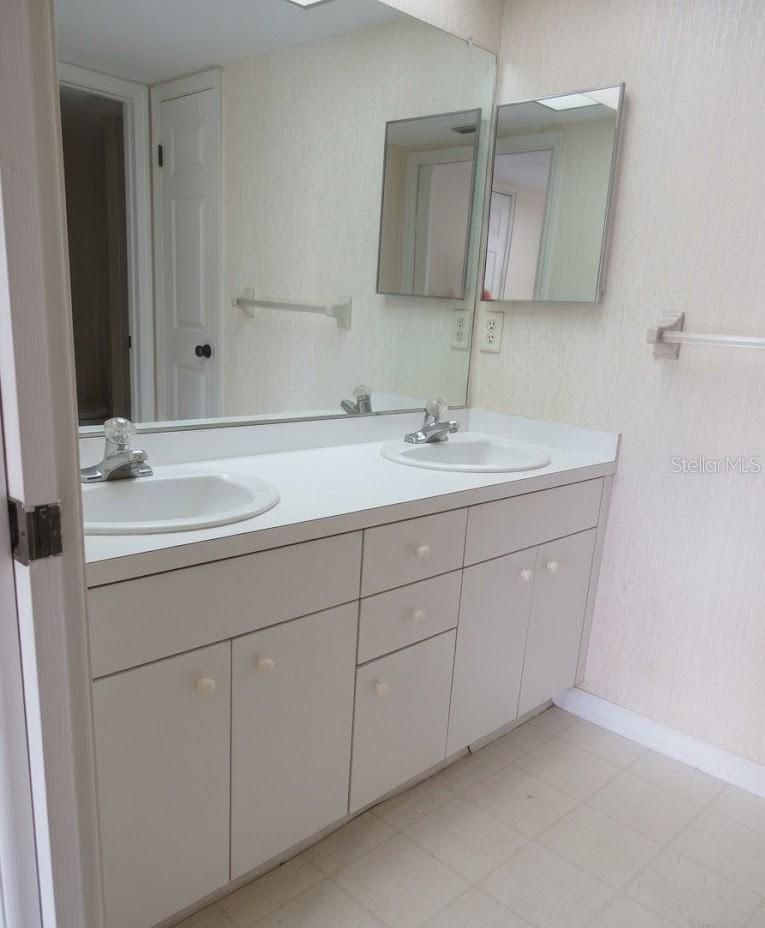 2401 GULL CT #L202, CLEARWATER, FL, 33762