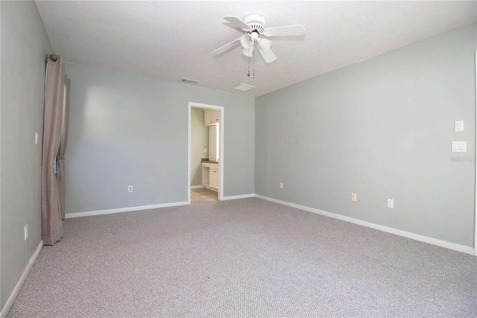 1656 BRAE MOOR LN, DUNEDIN, FL, 34698