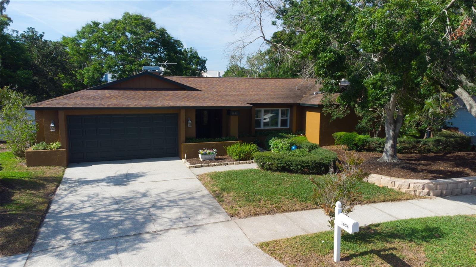 1656 BRAE MOOR LN, DUNEDIN, FL, 34698