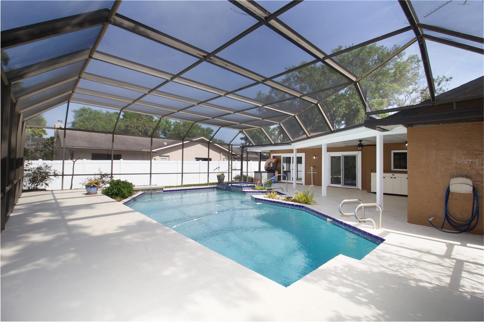 1656 BRAE MOOR LN, DUNEDIN, FL, 34698